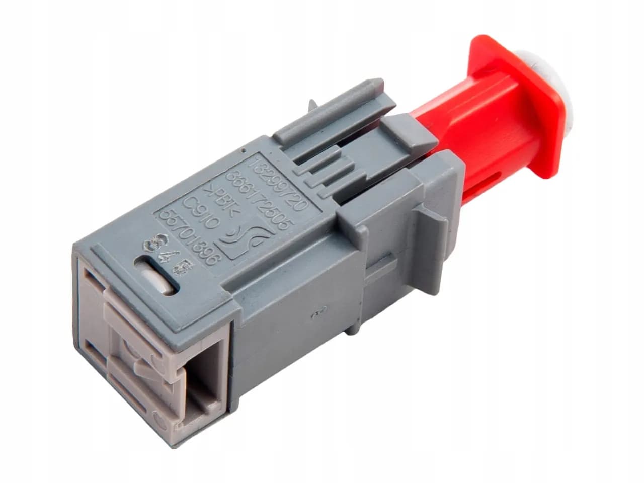 Czujnik pedału sprzęgła i jego kluczowa rola w bezpiecznej jeździe autem