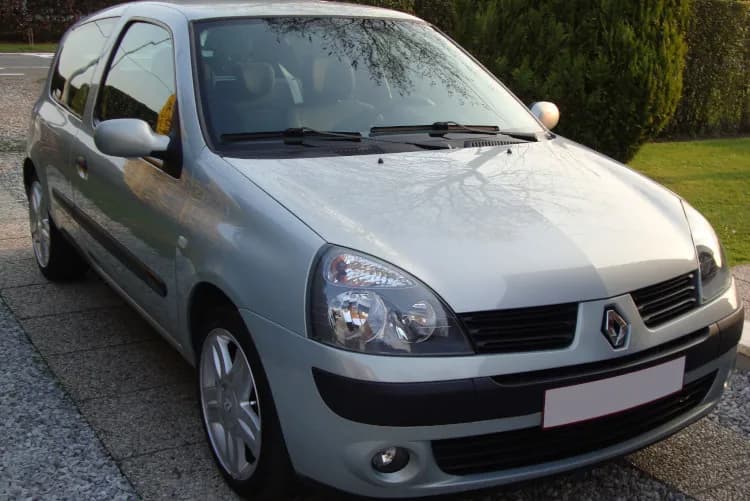 Wymiana sprzęgła w Renault Clio: realne koszty, które musisz poznać